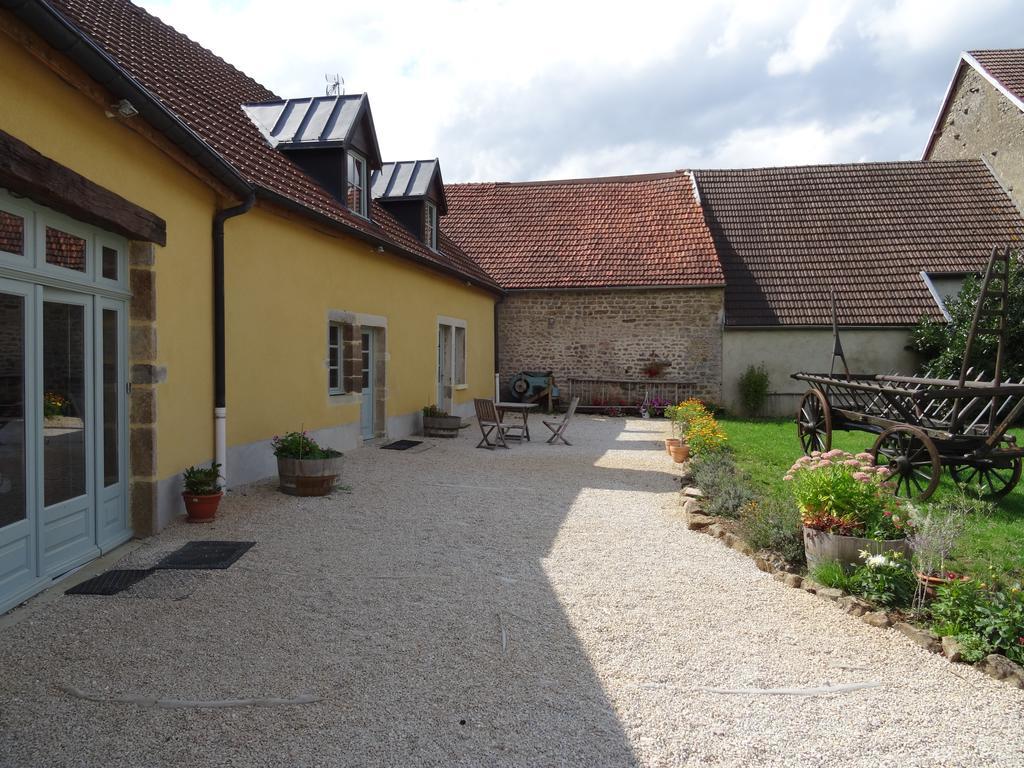 Datcha Bourguignonne, Chambres & Gite Maconge Exterior foto
