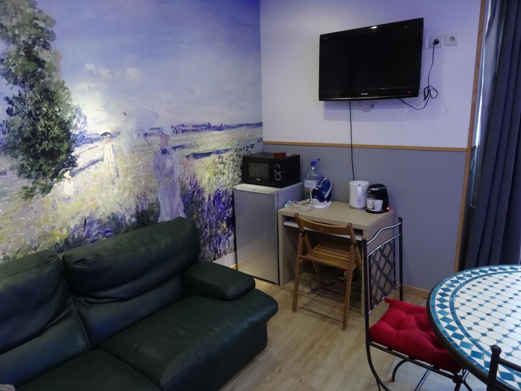 Datcha Bourguignonne, Chambres & Gite Maconge Exterior foto